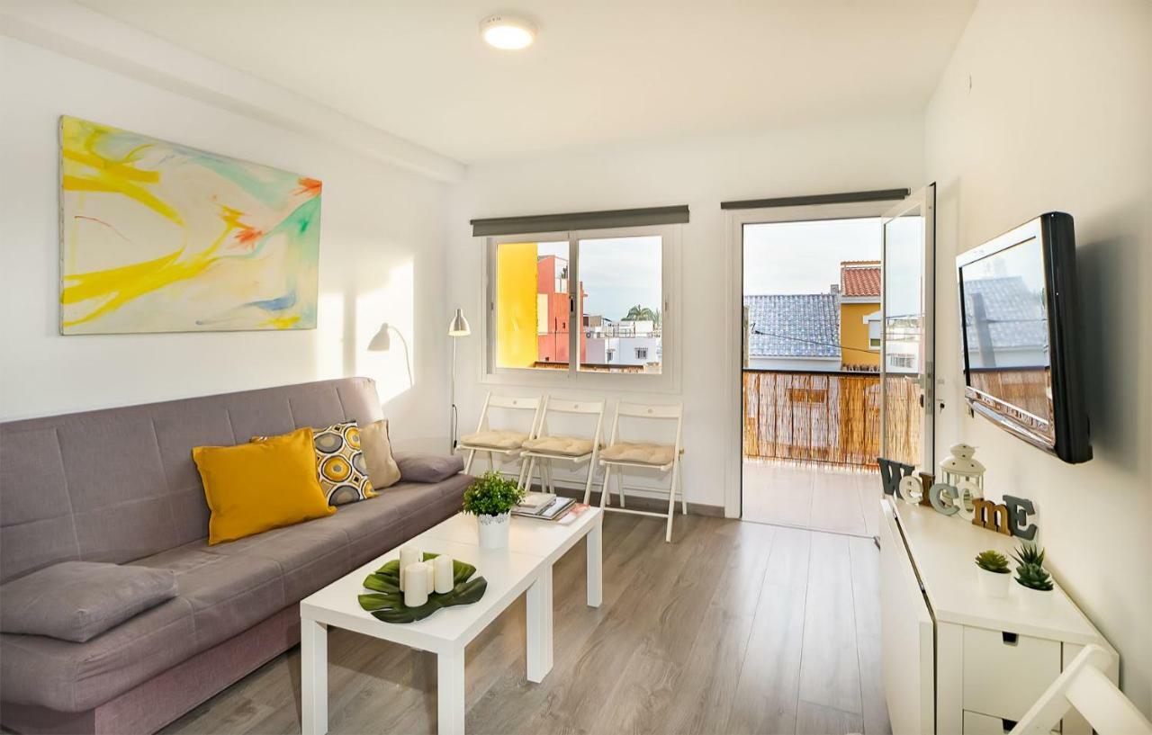 Apartamento Los Tres Soles Malaga Exterior photo